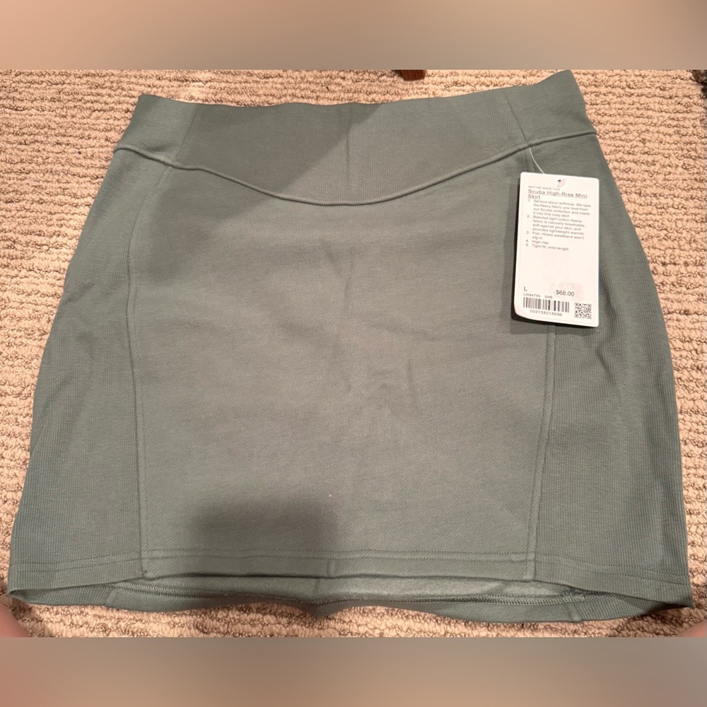 NWT Lululemon Scuba High Rise Mini Skirt Size Large Grey Eucalyptus Green